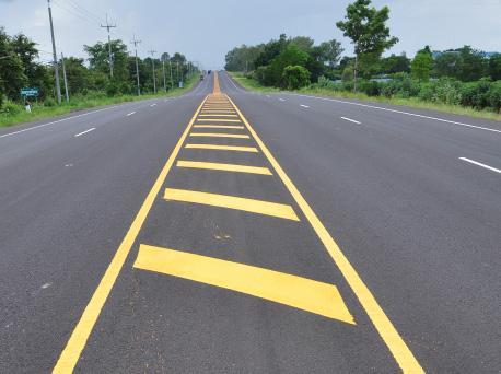Thi công sơn dẻo nhiệt phản quang
